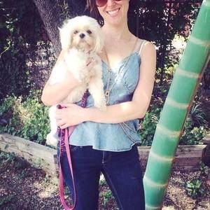 Meet your Posher, Noelle